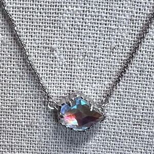 🩵 Kendra Scott Tess Necklace